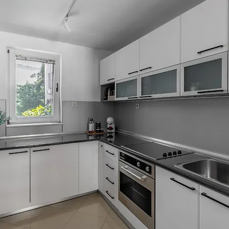 Monero Boutique Ii Appartement *