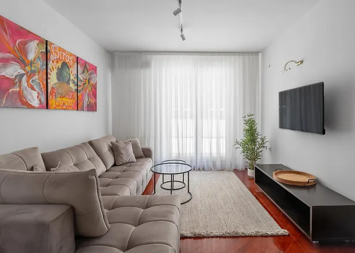 Monero Boutique Ii *